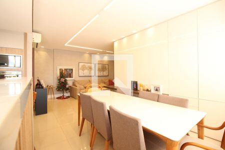 Sala  de apartamento à venda com 3 quartos, 90m² em Santo Antônio, Belo Horizonte