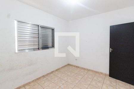 Quarto 2 de casa para alugar com 3 quartos, 150m² em Vila Vitorio Mazzei, São Paulo