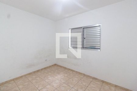 Quarto 2 de casa para alugar com 3 quartos, 150m² em Vila Vitorio Mazzei, São Paulo