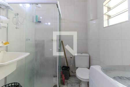 Banheiro de kitnet/studio à venda com 1 quarto, 28m² em Santa Ifigênia, São Paulo