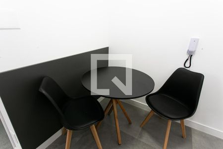 Studio - Mesa e Cadeiras de kitnet/studio para alugar com 1 quarto, 35m² em Vila Gomes Cardim, São Paulo