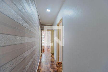 Corredor de apartamento para alugar com 3 quartos, 68m² em Azenha, Porto Alegre