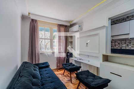 Sala de apartamento para alugar com 3 quartos, 68m² em Azenha, Porto Alegre