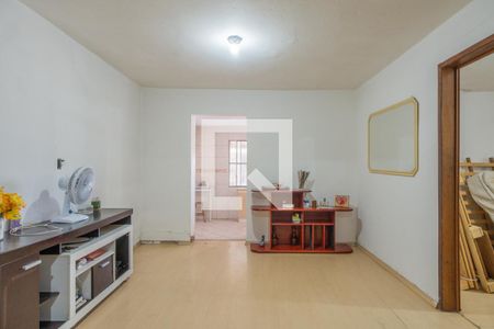 Casa à venda com 236m², 4 quartos e 2 vagas Casa à venda com 236m², 4 quartos e 2 vagasSala - Casa 2