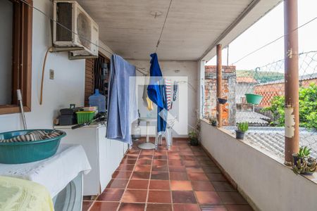 Casa à venda com 236m², 4 quartos e 2 vagas Casa à venda com 236m², 4 quartos e 2 vagasÁrea de Serviço