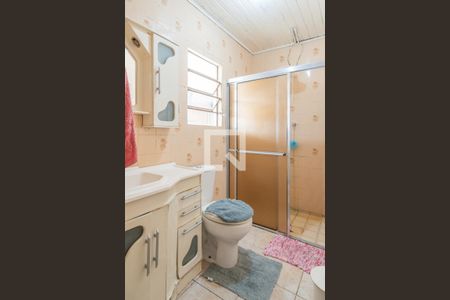 Casa à venda com 236m², 4 quartos e 2 vagas Casa à venda com 236m², 4 quartos e 2 vagasBanheiro