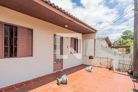 Casa à venda com 236m², 4 quartos e 2 vagas Casa à venda com 236m², 4 quartos e 2 vagasFachada