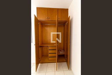 Quarto  de apartamento à venda com 1 quarto, 49m² em Vila Lidia, Campinas