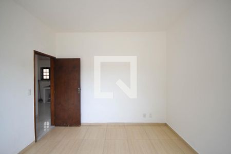 Quarto 1 de casa para alugar com 2 quartos, 70m² em Centro, Nilópolis