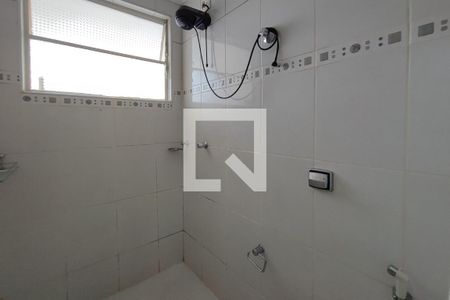 Banheiro Suíte de apartamento para alugar com 2 quartos, 70m² em Vila Itapura, Campinas