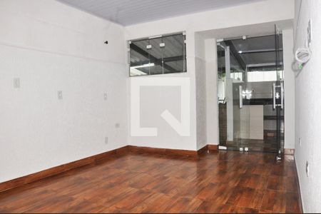 Sala de casa para alugar com 2 quartos, 85m² em Vila Cruz das Almas, São Paulo