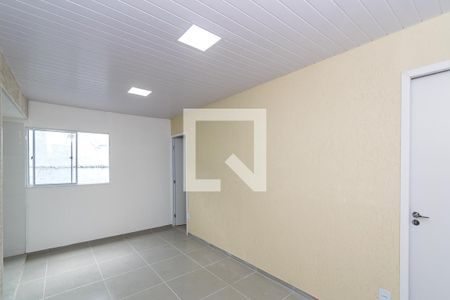 Sala de casa para alugar com 2 quartos, 82m² em Irajá, Rio de Janeiro