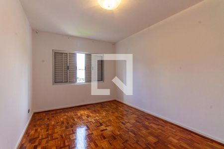 Quarto de casa para alugar com 3 quartos, 145m² em Vila Carrão, São Paulo