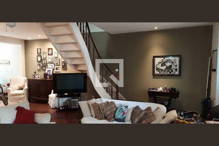 Casa à venda com 4 quartos, 320m² em Humaitá, Rio de Janeiro