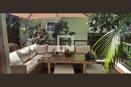 Casa à venda com 4 quartos, 320m² em Humaitá, Rio de Janeiro