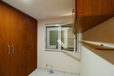 Quarto 2 de apartamento para alugar com 2 quartos, 60m² em Vila Gustavo, São Paulo