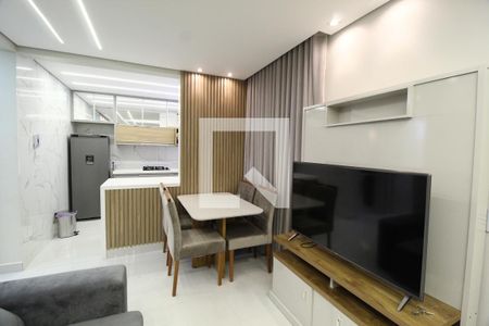 Sala de apartamento para alugar com 2 quartos, 45m² em Shopping Park, Uberlândia