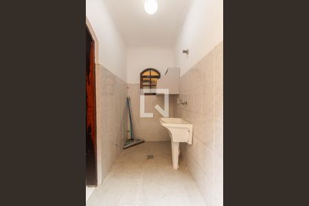 Casa à venda com 180m², 2 quartos e 3 vagas Casa à venda com 180m², 2 quartos e 3 vagasÁrea de Serviço