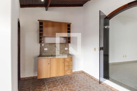 Casa à venda com 180m², 2 quartos e 3 vagas Casa à venda com 180m², 2 quartos e 3 vagasÁrea de lazer - Churrasqueira