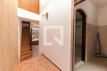Casa à venda com 180m², 2 quartos e 3 vagas Casa à venda com 180m², 2 quartos e 3 vagasCorredor Externo