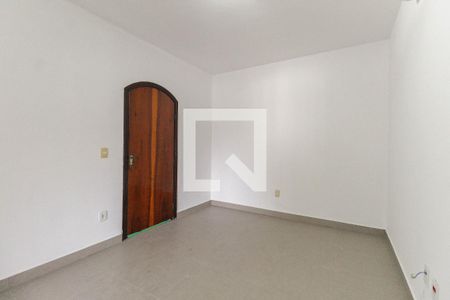 Casa à venda com 180m², 2 quartos e 3 vagas Casa à venda com 180m², 2 quartos e 3 vagasQuarto 2
