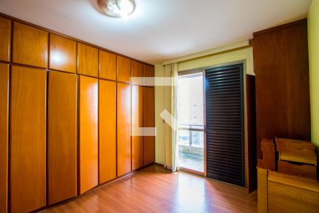 Quarto 1 - Suíte de apartamento à venda com 4 quartos, 178m² em Vila Gilda, Santo André