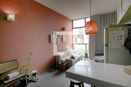 Sala de apartamento à venda com 1 quarto, 60m² em Funcionários, Belo Horizonte