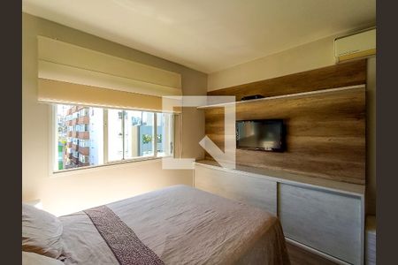 Quarto de apartamento para alugar com 2 quartos, 73m² em Santana, Porto Alegre