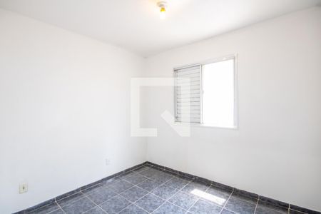 Quarto 2 de apartamento para alugar com 2 quartos, 44m² em Santa Maria, Osasco