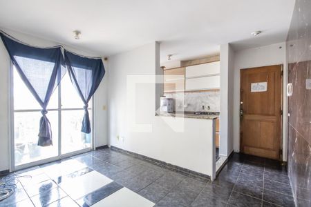 Sala de apartamento para alugar com 2 quartos, 44m² em Santa Maria, Osasco