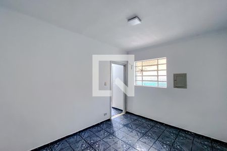 Sala de casa para alugar com 2 quartos, 120m² em Chácara Mafalda, São Paulo