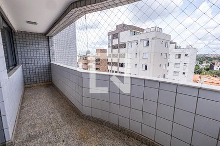 Varanda de apartamento para alugar com 3 quartos, 112m² em Castelo, Belo Horizonte