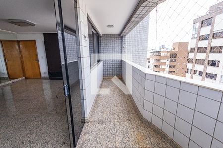 Varanda de apartamento para alugar com 3 quartos, 112m² em Castelo, Belo Horizonte