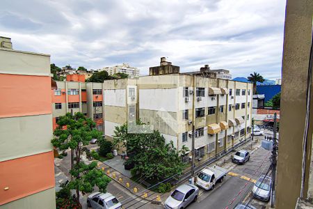 sala - vista de apartamento à venda com 2 quartos, 48m² em Pechincha, Rio de Janeiro