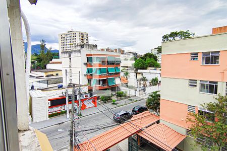 sala - vista de apartamento à venda com 2 quartos, 48m² em Pechincha, Rio de Janeiro