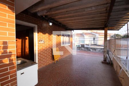 Casa à venda com 150m², 2 quartos e 1 vaga Casa à venda com 150m², 2 quartos e 1 vagaQuintal