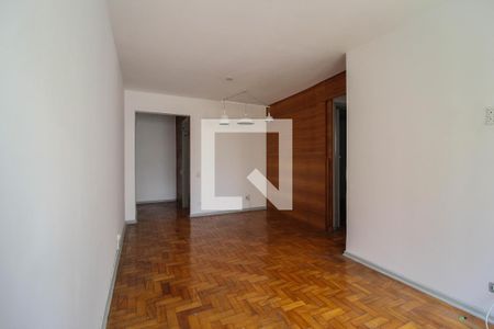 Apartamento para alugar com 70m², 2 quartos e 1 vagaSala