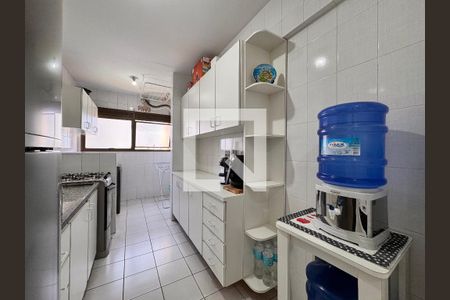 Apartamento à venda com 63m², 2 quartos e 2 vagas Apartamento à venda com 63m², 2 quartos e 2 vagasCozinha