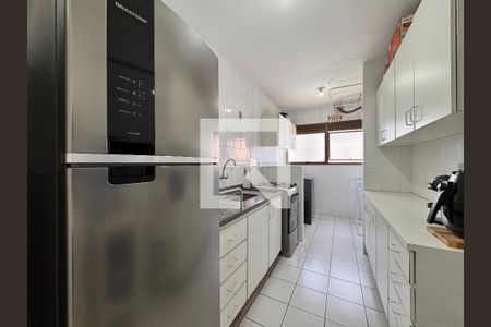 Apartamento à venda com 63m², 2 quartos e 2 vagas Apartamento à venda com 63m², 2 quartos e 2 vagasCozinha