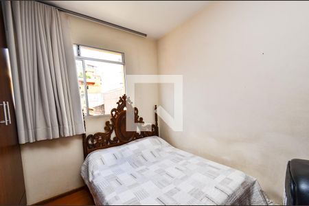 Quarto1 de apartamento à venda com 3 quartos, 196m² em Fernão Dias, Belo Horizonte