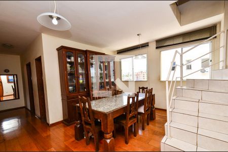 Sala de apartamento à venda com 3 quartos, 196m² em Fernão Dias, Belo Horizonte