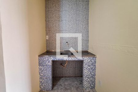 Sala/Cozinha de apartamento para alugar com 1 quarto, 25m² em Rocha, São Gonçalo