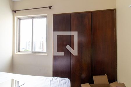 Quarto 1 de apartamento para alugar com 2 quartos, 97m² em Cambuí, Campinas