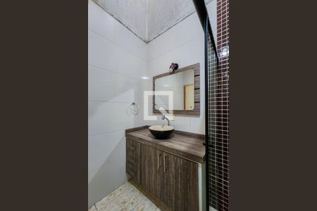 Casa de condomínio à venda com 181m², 3 quartos e 2 vagas Casa de condomínio à venda com 181m², 3 quartos e 2 vagasBanheiro da Suíte 2