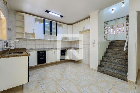 Casa de condomínio à venda com 181m², 3 quartos e 2 vagas Casa de condomínio à venda com 181m², 3 quartos e 2 vagasCozinha