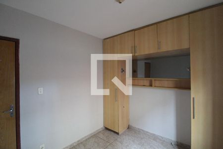 Quarto 1 de apartamento para alugar com 2 quartos, 60m² em Piratininga, Belo Horizonte