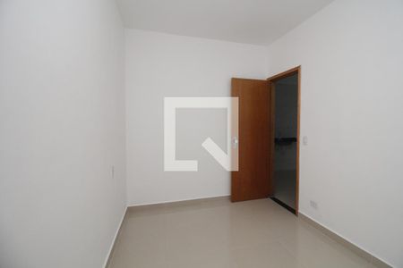 Quarto 1 de apartamento para alugar com 2 quartos, 40m² em Vila Carrão, São Paulo