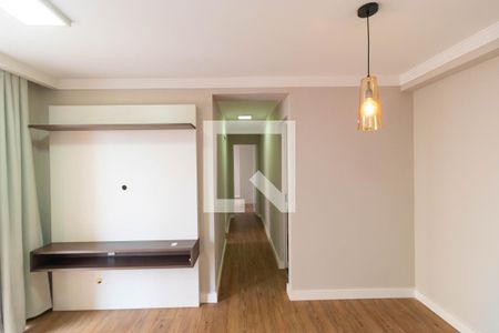 Salas de apartamento para alugar com 2 quartos, 57m² em Vila Satúrnia, Campinas