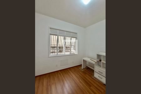 Quarto de apartamento para alugar com 2 quartos, 90m² em Botafogo, Rio de Janeiro