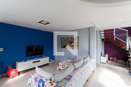 Sala de casa à venda com 4 quartos, 360m² em Itatiaia, Belo Horizonte